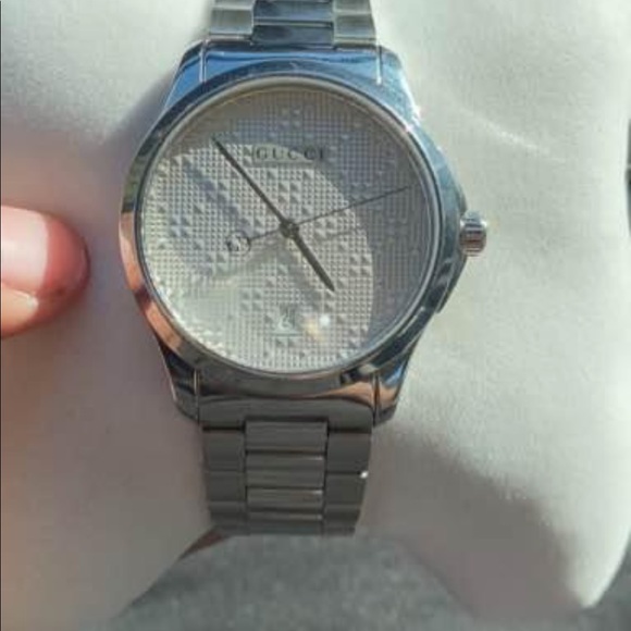 Gucci stainless steel bracelet watch